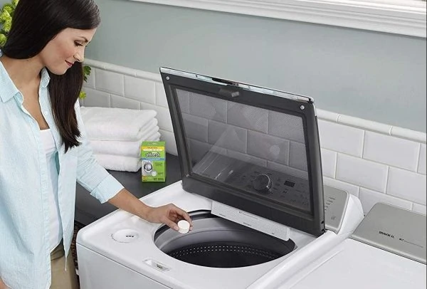 how to clean a washer that smells like mildew